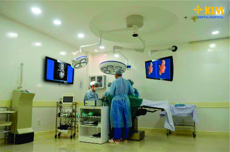 Hệ thống phòng phẫu thuật được trang bị các loại máy móc hiện đại